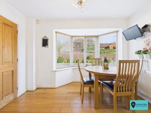 Dining Area - click for photo gallery